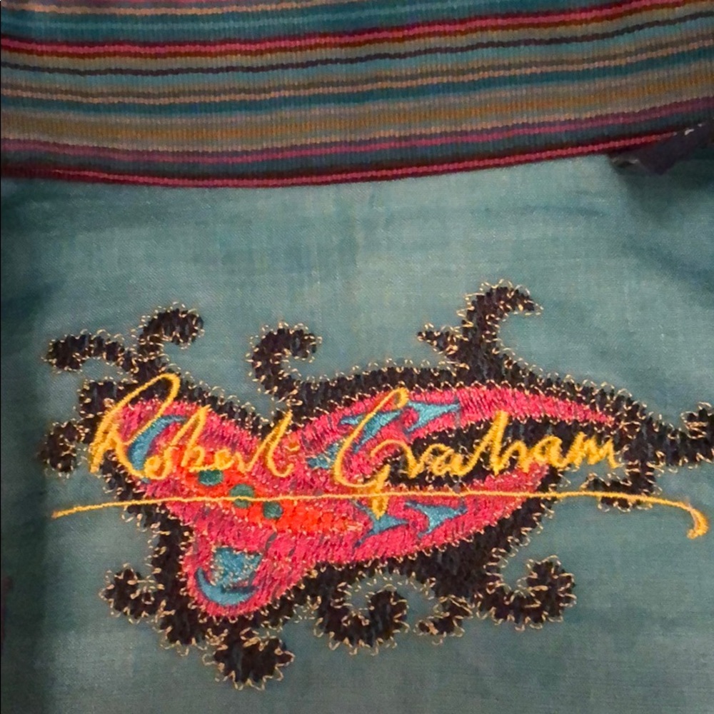Robert Graham Men’s size Med Shirt